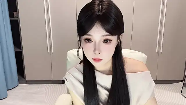 Q-ing online show from September 2025 05:51:02 AM