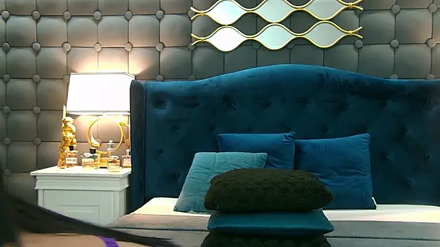 LeyaCass online show from January 2025 12:15:01 PM