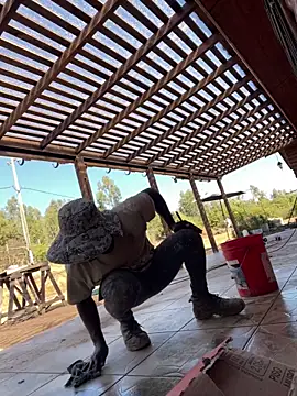 Andricastro online show from March 2025 08:05:01 PM