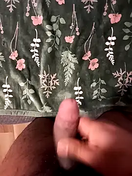 Snapshot of me_in chatting on December 2025 04:41:01 AM me in online show from December 2025 04:41:01 AM