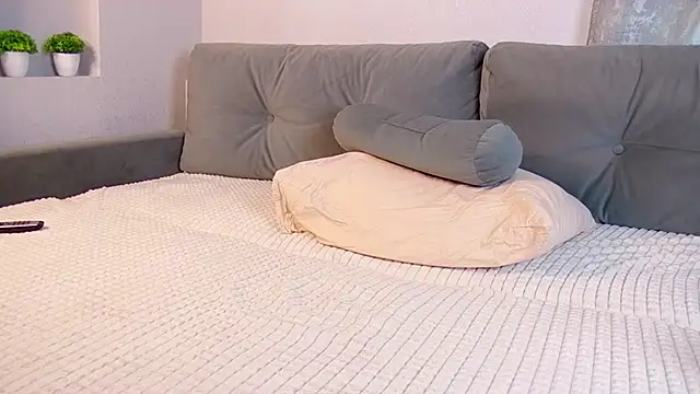 Ellaeternity online show from February 2025 10:37:02 AM