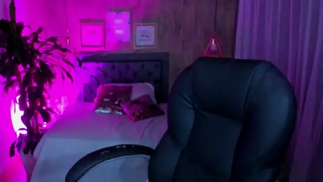 Xisu  online show from December 2024 04:13:01 AM