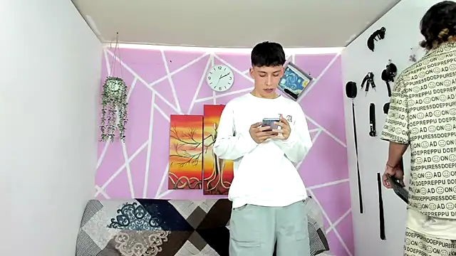 Fresahot2005 online show from February 2025 07:13:01 PM