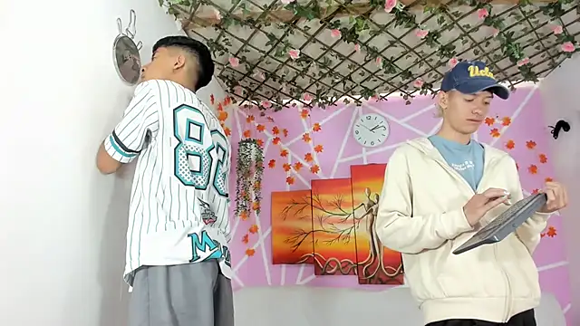 Fresahot2005 online show from March 2025 07:16:01 PM