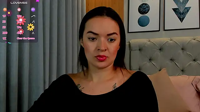 lennabell online show from September 2025 05:45:01 PM