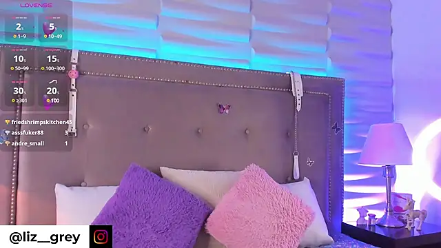 Liz grey  online show from March 2025 12:59:01 AM