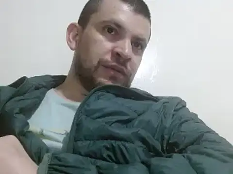 camiloking1720 online show from February 2025 02:21:01 AM