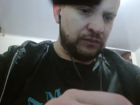 camiloking1720 online show from February 2026 07:54:01 PM