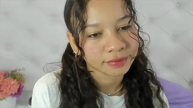 brithany rousee online show from December 2024 10:13:01 PM