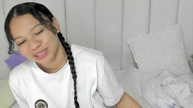 brithany rousee online show from February 2025 10:21:01 PM