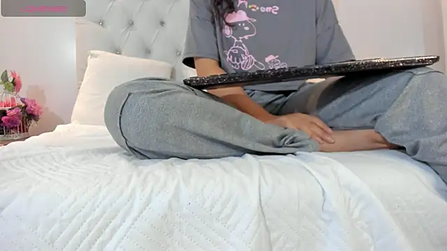 brithany rousee online show from September 2025 12:05:02 PM