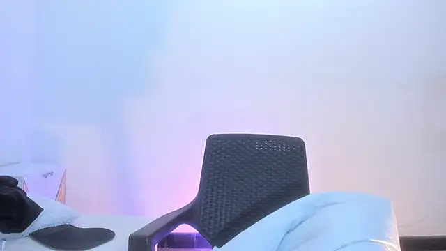 brithany rousee online show from September 2025 07:14:02 PM