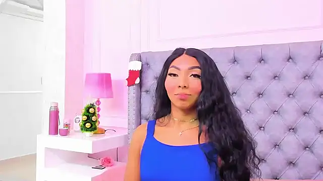 HaileeRoberts online show from November 2025 01:04:01 PM