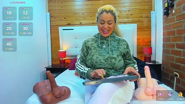 Dulcex69 online show from November 2025 11:49:02 AM