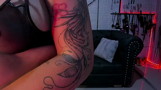 yey bdsm online show from March 2025 09:13:01 PM