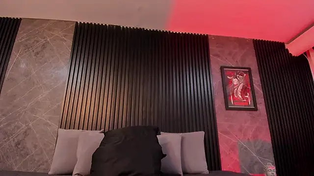 Snapshot of BambiiQueen chatting on January 2025 11:34:02 AM BambiiQueen online show from January 2025 11:34:02 AM