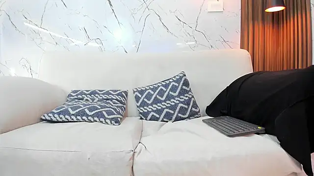 antony bigdick  online show from November 2025 01:25:02 AM