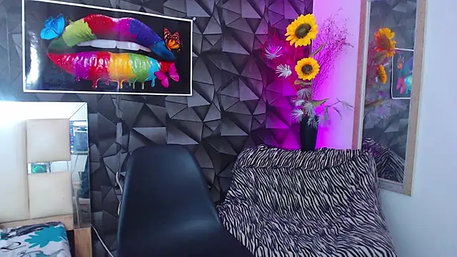 Demitryo online show from March 2025 02:43:02 AM