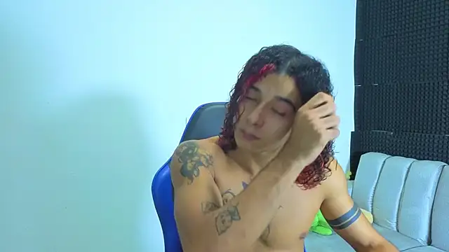 Demitryo online show from September 2025 03:27:02 AM