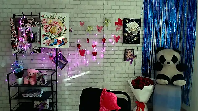 Darina M  online show from March 2025 02:25:02 PM