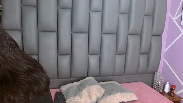 angelina ny online show from September 2025 01:44:02 PM