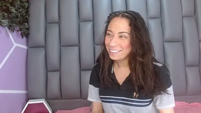 angelina ny online show from November 2025 02:05:01 PM