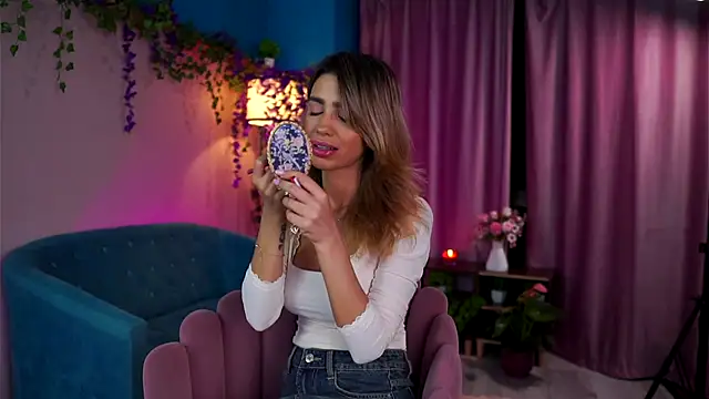 TheAyana online show from September 2025 06:29:02 PM