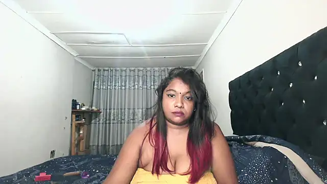 Indianmayaxoxo online show from January 2025 10:37:02 PM