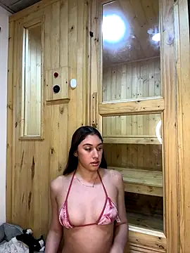 Barbielatinas online show from October 2025 03:40:02 AM