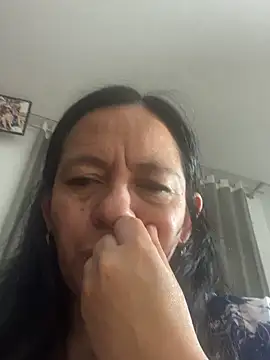 Freya Artemisa online show from September 2025 05:56:02 PM