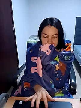 renata hot1 online show from February 2025 05:05:01 AM