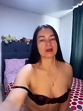 renata hot1 online show from September 2025 06:19:01 PM