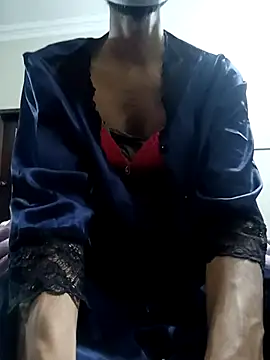 Hornylarka1 online show from November 2025 11:04:02 PM