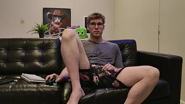 BlueEyedTallGuy94 online show from October 2025 01:22:01 AM