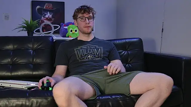 BlueEyedTallGuy94 online show from October 2025 01:09:02 AM