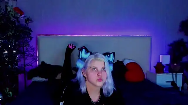 JoannLowe online show from January 2025 11:14:01 PM