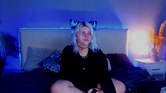 JoannLowe online show from March 2025 11:53:02 PM