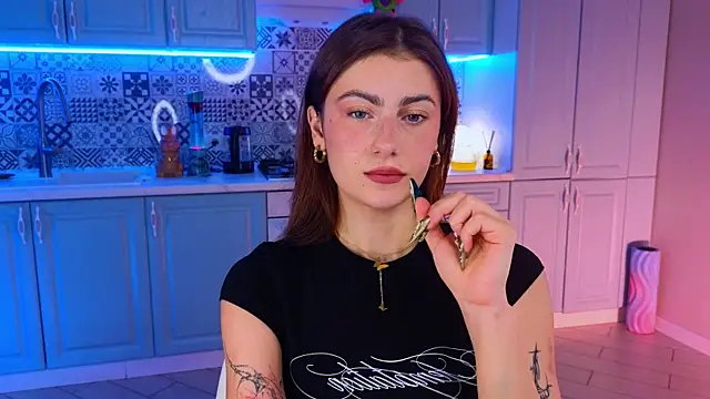 Snapshot of tomorrows_day chatting on September 2025 09:18:01 PM tomorrows day online show from September 2025 09:18:01 PM