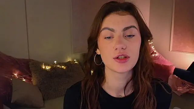 Snapshot of tomorrows_day chatting on November 2025 09:15:01 PM tomorrows day online show from November 2025 09:15:01 PM