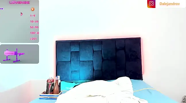 Dalejandr0 online show from December 2024 01:18:01 AM