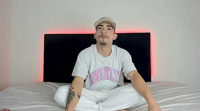 Dalejandr0 online show from February 2025 02:35:02 AM