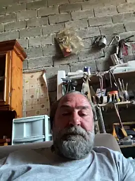 Snapshot of ros217 chatting on June 2026 01:30:01 PM ros217 online show from June 2026 01:30:01 PM