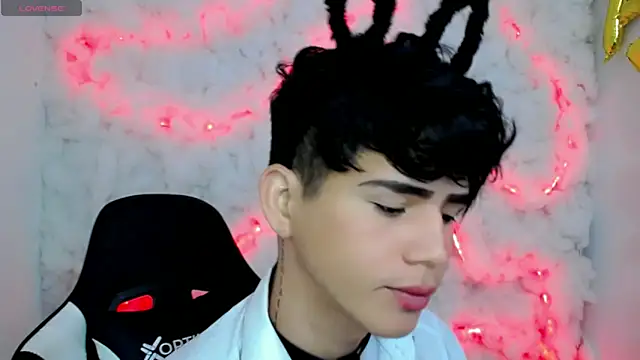 Tayson Rivers online show from October 2025 12:23:02 PM