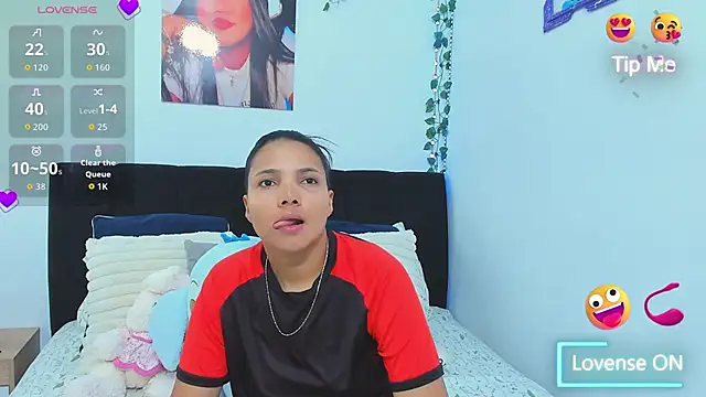 sara mendez2 online show from November 2025 12:00:01 AM