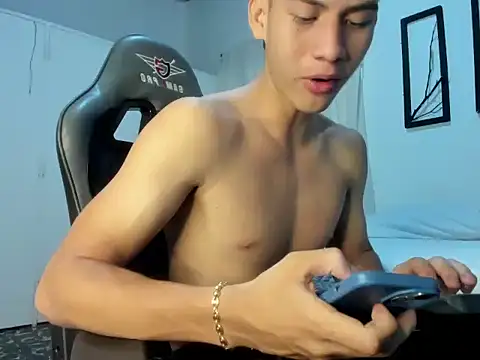 Snapshot of miguel_hz chatting on March 2025 08:01:02 PM miguel hz online show from March 2025 08:01:02 PM