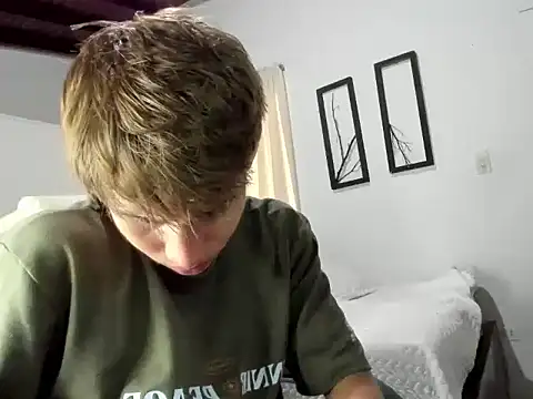 Snapshot of miguel_hz chatting on March 2025 03:29:02 PM miguel hz online show from March 2025 03:29:02 PM