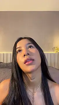 Snapshot of Aida_moreno chatting on May 2026 11:29:02 AM Aida moreno online show from May 2026 11:29:02 AM