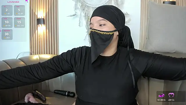 malak nanyy online show from May 2026 12:08:01 AM