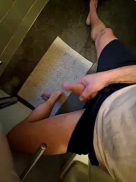 fabs89 online show from November 2025 06:52:01 AM