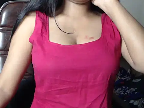 Snapshot of DevilErin chatting on January 2025 08:41:01 PM DevilErin online show from January 2025 08:41:01 PM